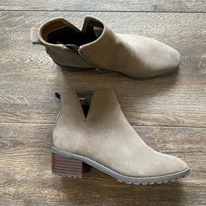 Blondo Sawyer Waterproof Booties